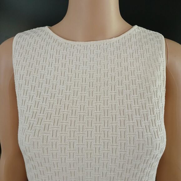 Geoffrey Beene Sport Women's Small 70% Silk Casual Modest Pullover Tank Top - Picture 3 of 12